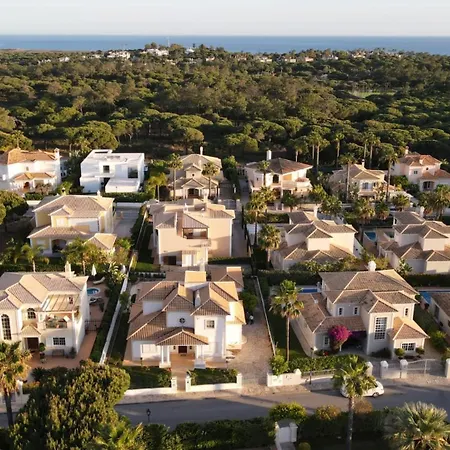 Santos In Quinta Do 퀸타도라고