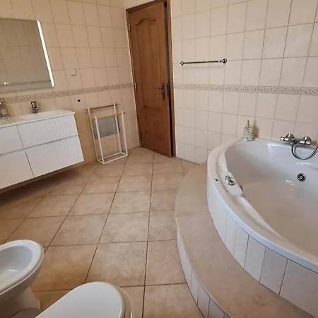 Santos In Quinta Do كينتا دو لاغو