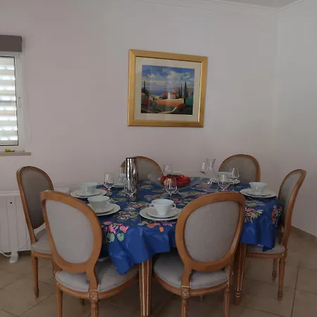 Santos In Quinta Do Villa *