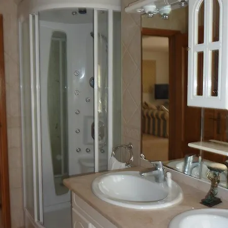 Santos In Quinta Do Villa