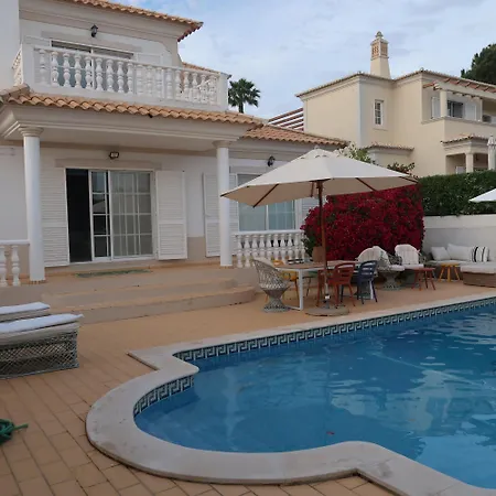 Вилла Santos In Quinta Do
